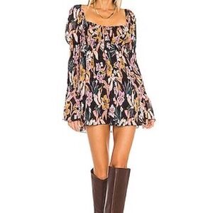 House of Harlow 1960 
x REVOLVE Brock Mini Dress
Floral



Never worn 
Tags on